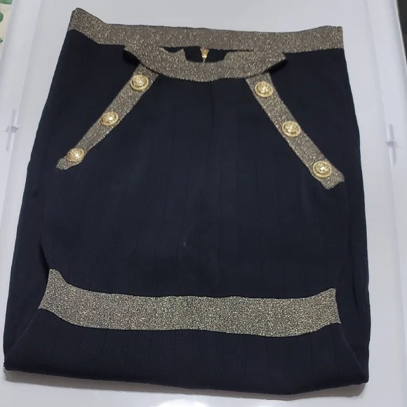 Knitted Midi Dress With Buttons And Lurex Trims - Picture 5 of 8